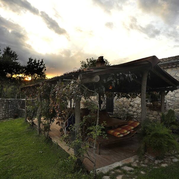 Lettini sdraio per la massima tranquillità in collina